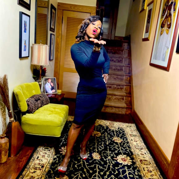 Meet your Posher, Quanika - Picture 3 of 5